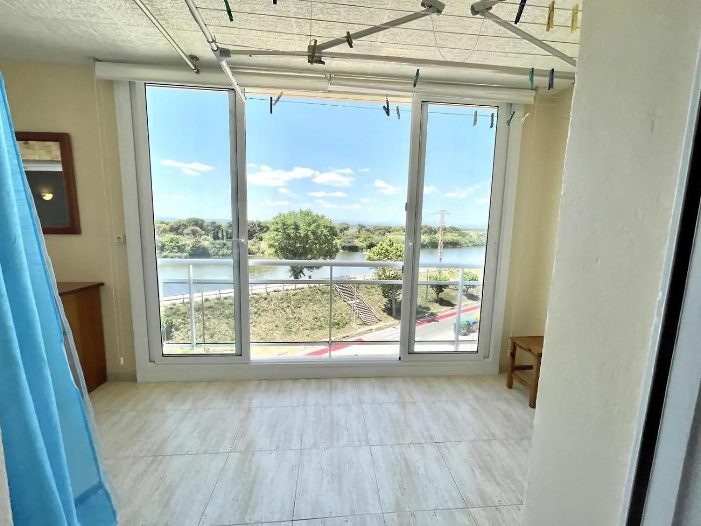 Apartment 33Apartamento Soleado De Dos Habitaciones Empuriabrava
