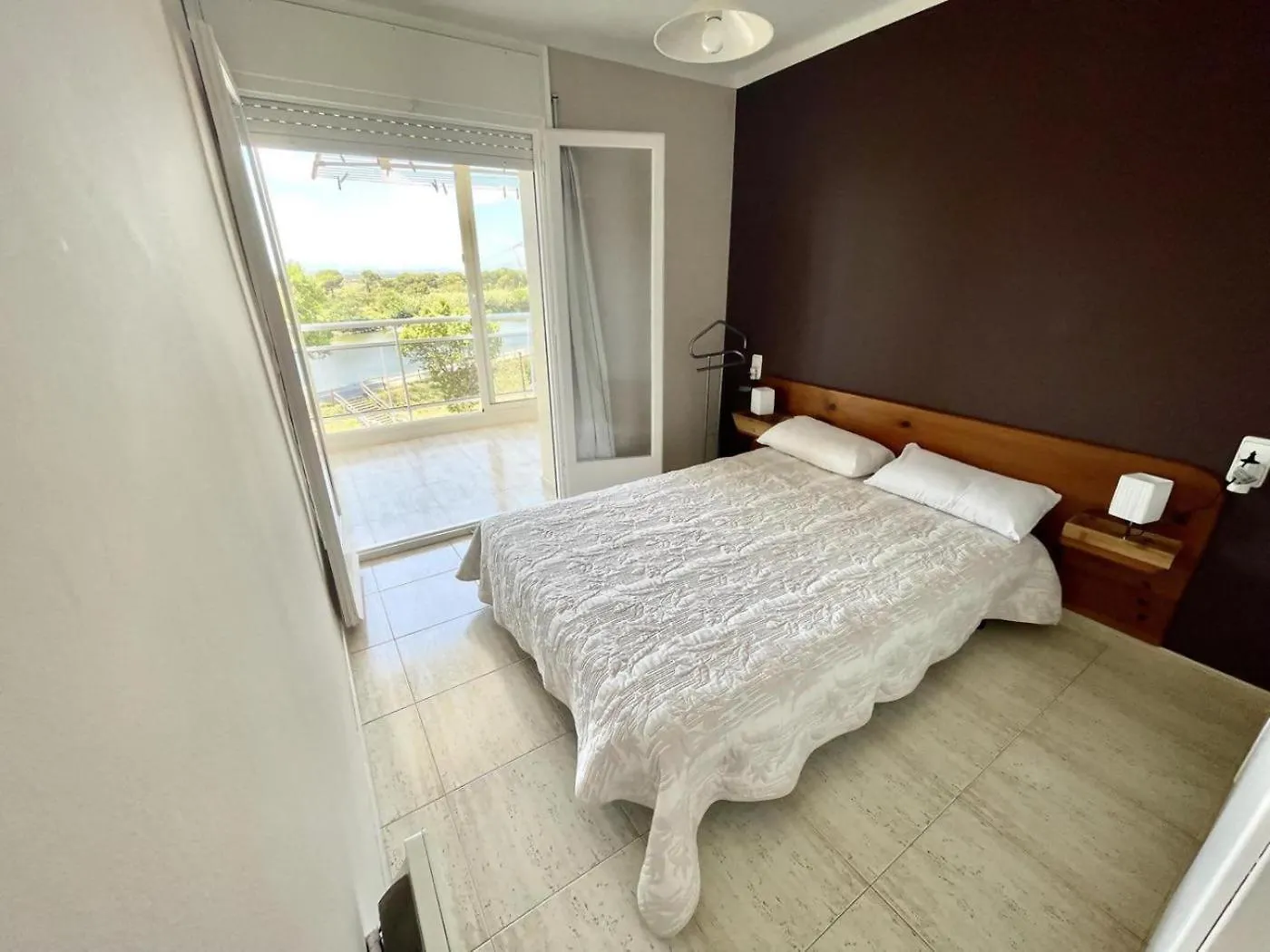 33Apartamento Soleado De Dos Habitaciones Empuriabrava 0*,  Spain